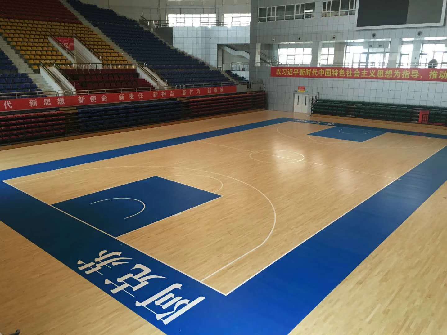 阿克苏地区体育馆.jpg